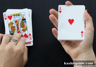 ka电子力荐：桌游与思维进化——从iOS数字体验到乐鱼体育的跨界脑力激荡