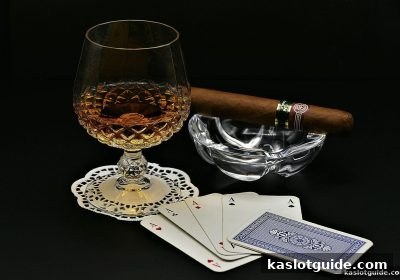 ka电子带你玩转麻将：胡牌规则与牌型全解析