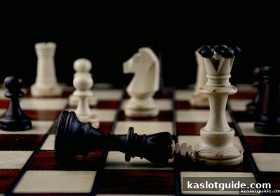 围棋布局策略全解析：ka电子平台上的棋盘效率与实战技巧