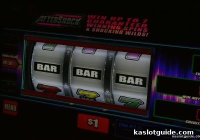 ka电子解析：现金棋牌游戏中转轴与连线玩法的革新设计